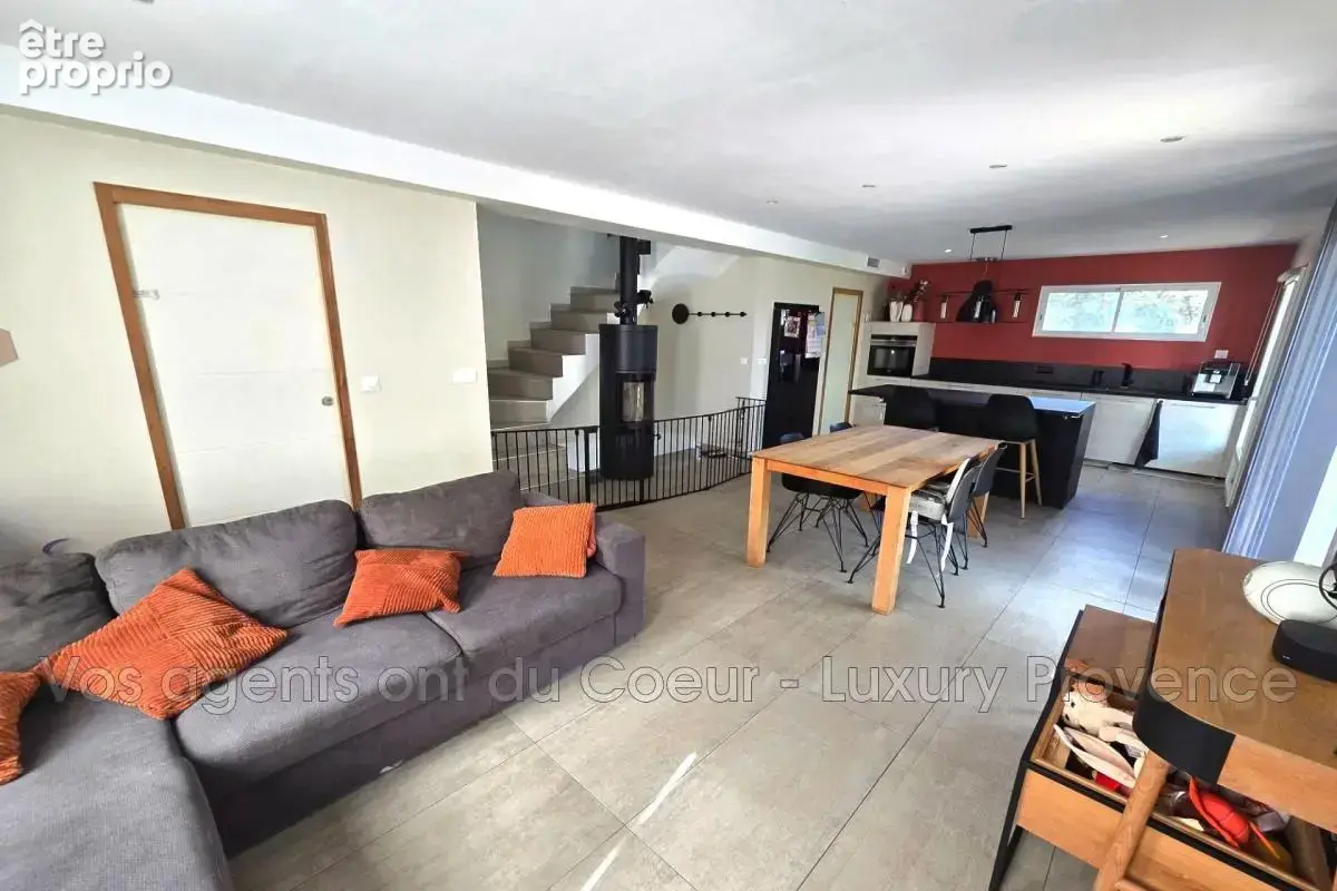 vente maison 5 Pièce(s) - photo 4