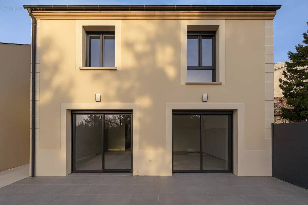 Maison à TOURNAN-EN-BRIE