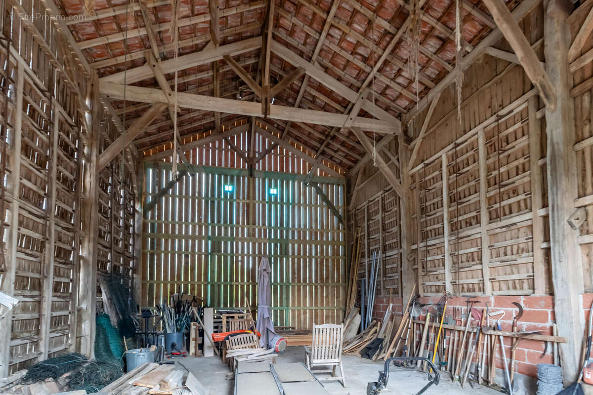 Maison de campagne, annexe, jardin, piscine, granges. - photo 36
