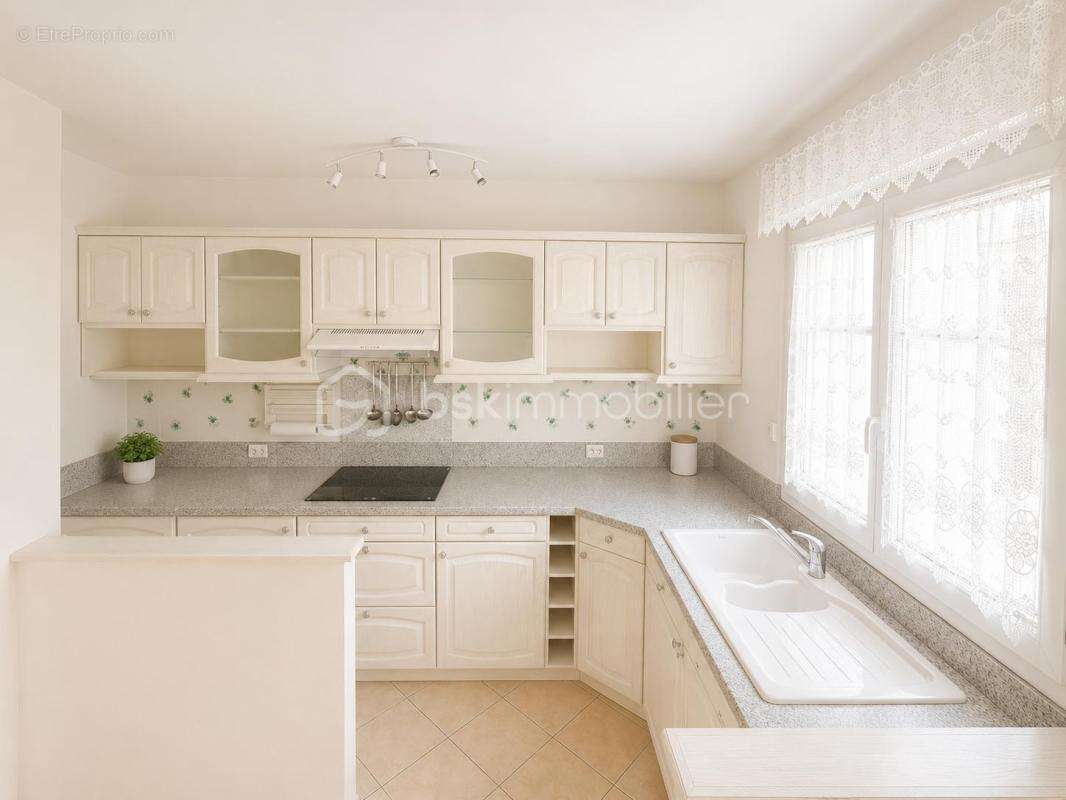 Appartement à LIVRY-GARGAN