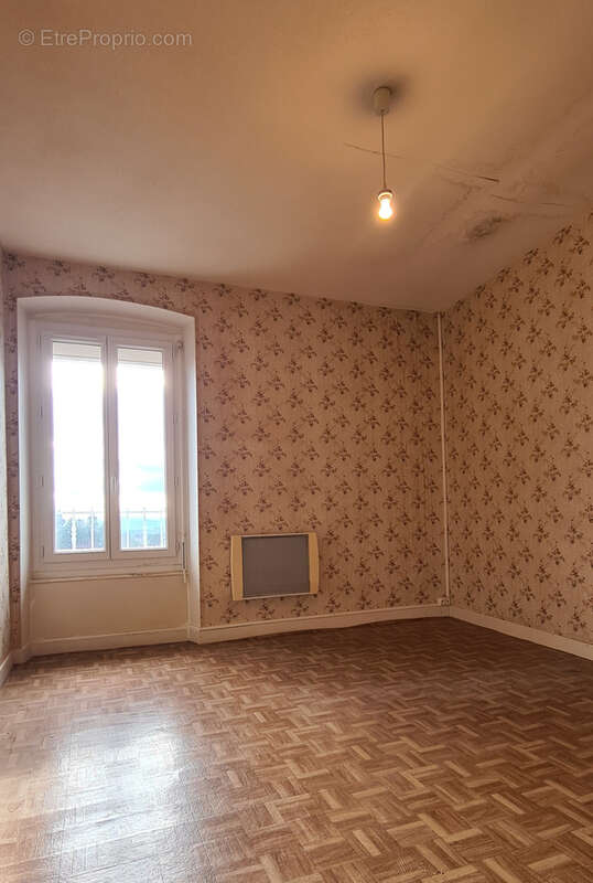 Appartement à SAINT-AGREVE