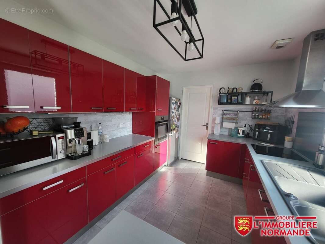 Maison à BONNIERES-SUR-SEINE