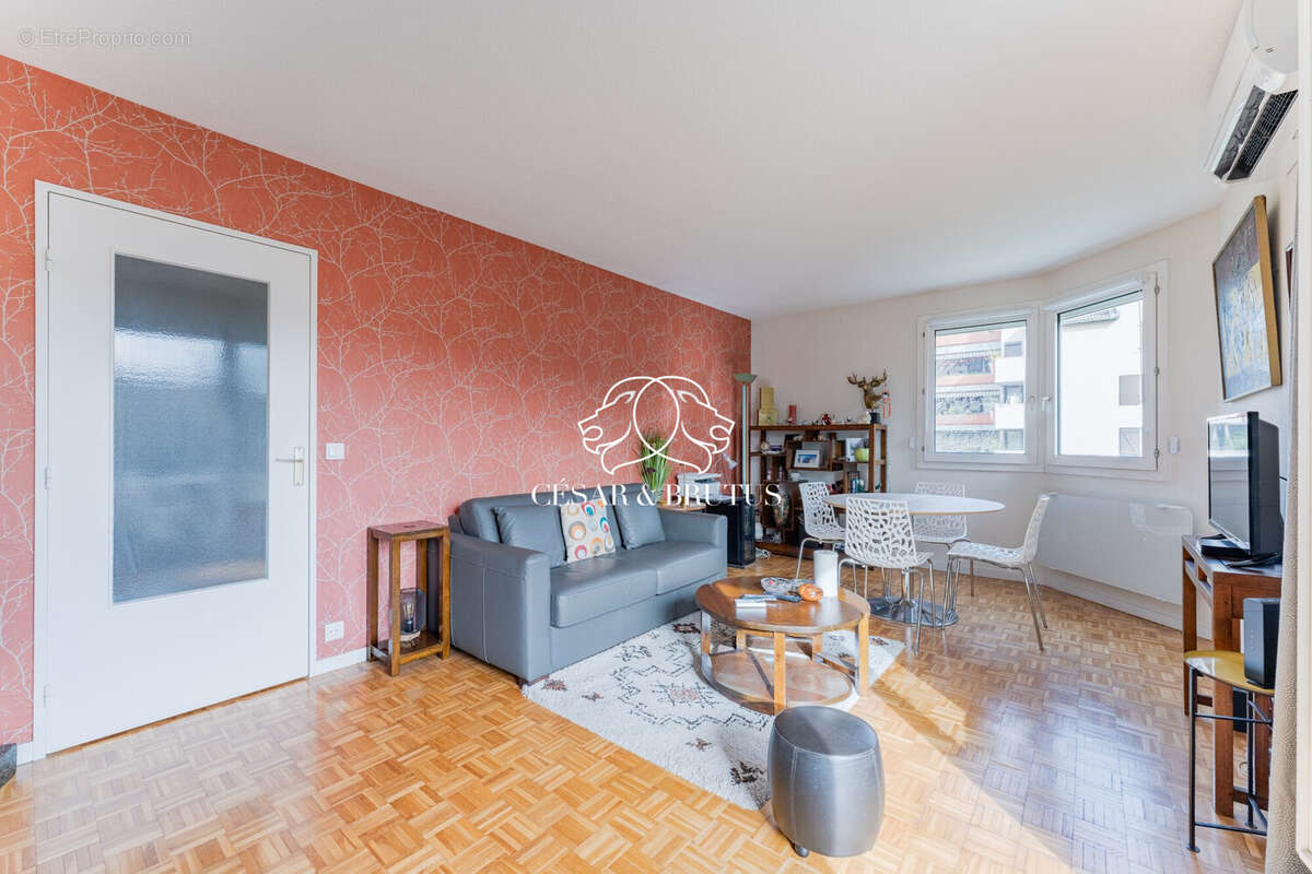 Appartement à LYON-9E