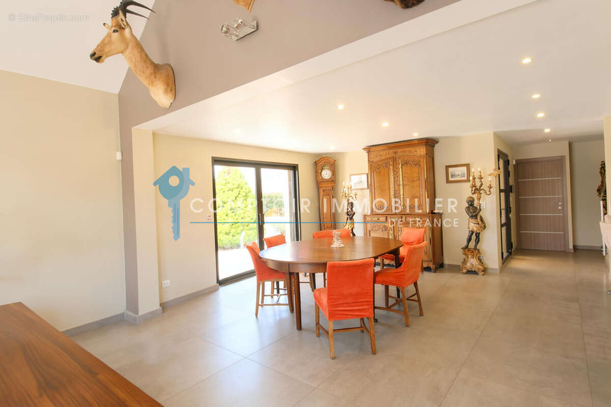 A vendre Dpt Eure (27) Propriété Equestre - A moins d'1 heure de Paris sur parc d'environ 2,6 ha - photo 6
