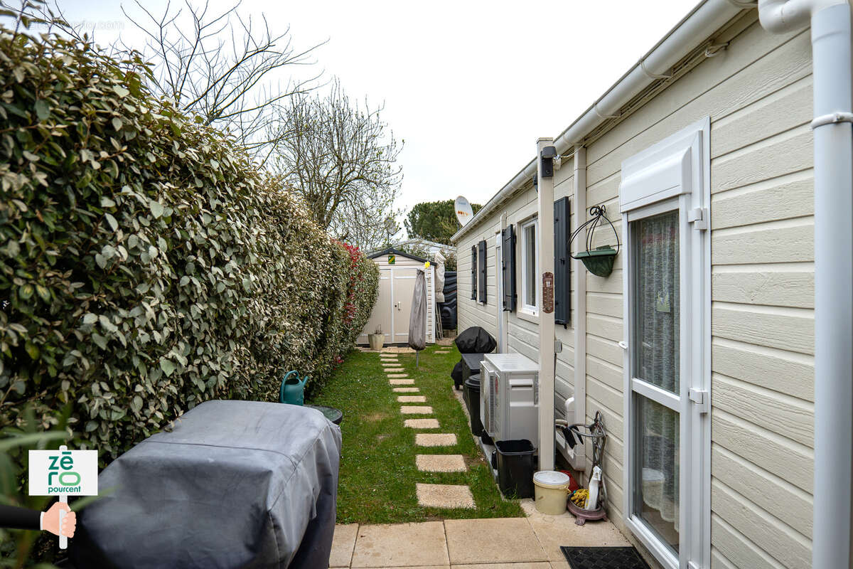 Maison à SAINT-CYR-EN-TALMONDAIS