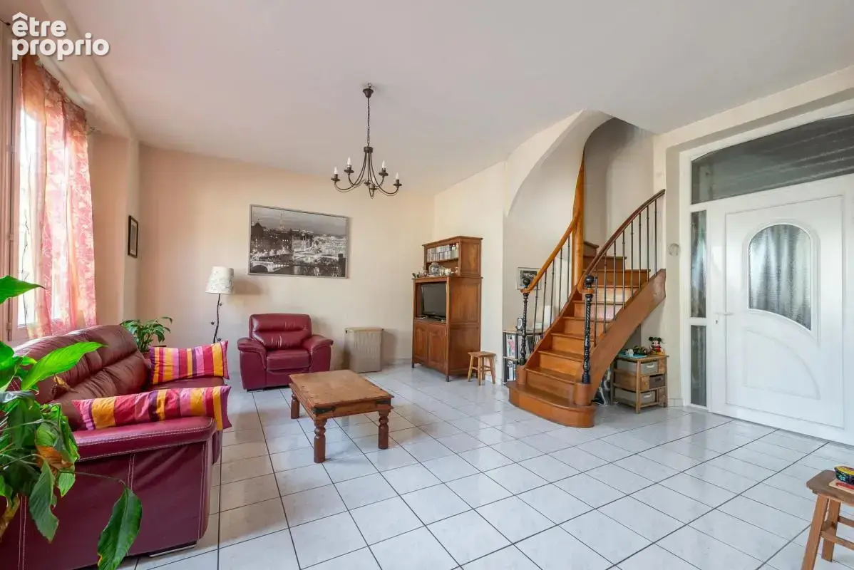 Maison de 5 pièces de 127 m² à Rilly-la-Montagne - photo 4