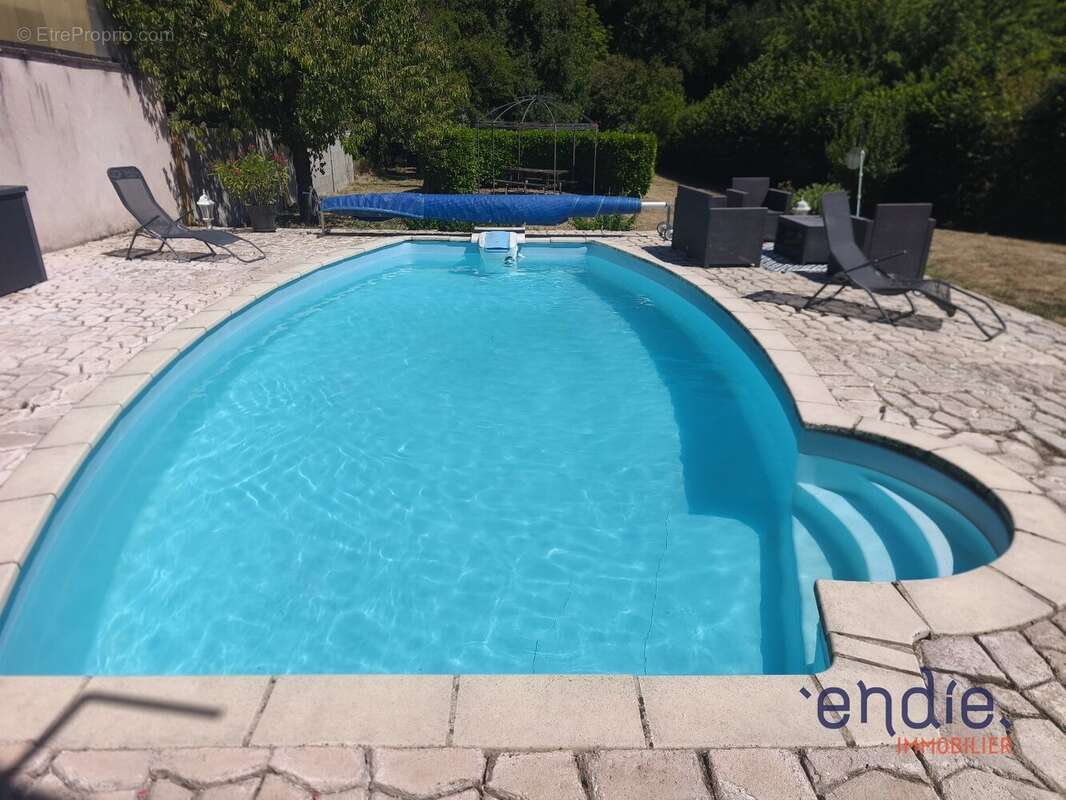 Maison a vendre 8 pieces (167 m²) à cosne d'allier - photo 21