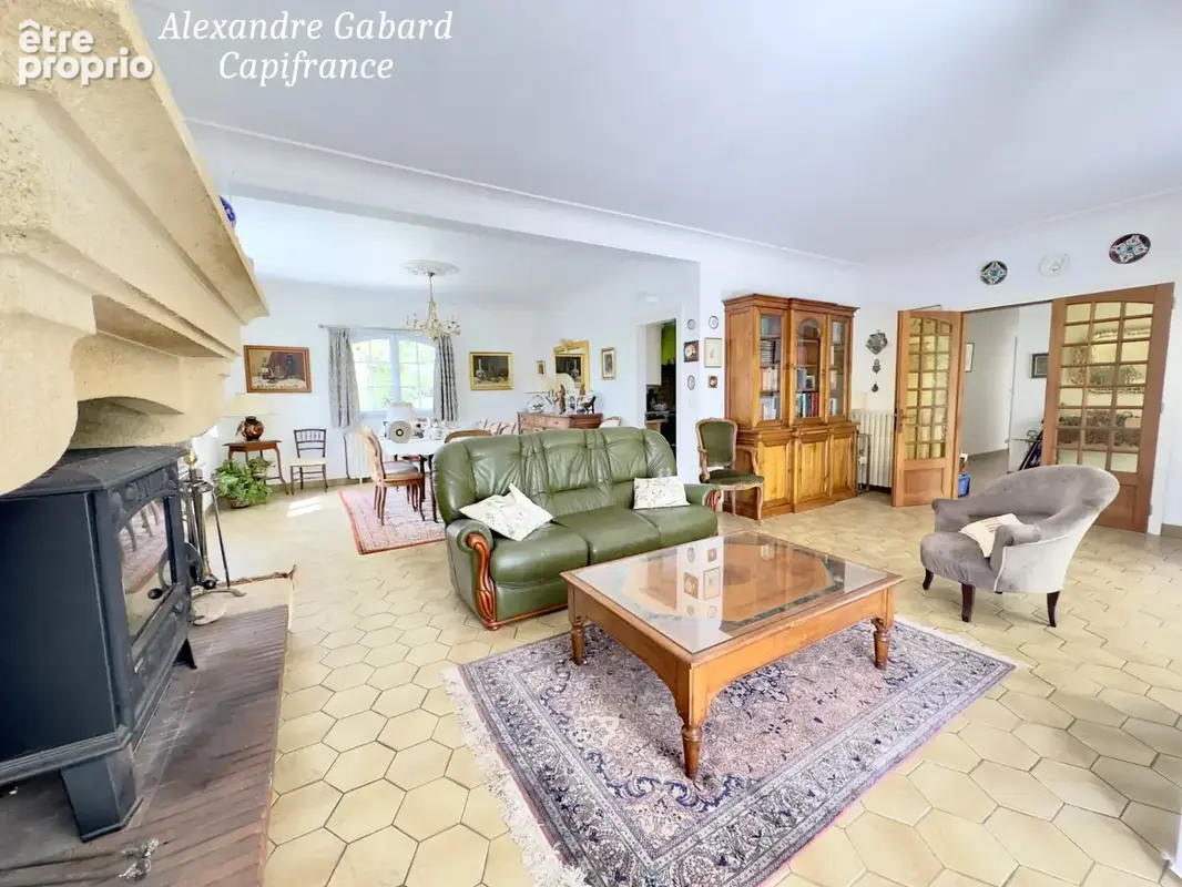 Axe La Réole / Sauveterre de Guyenne - Maison traditionnelle avec sous-sol complet - Agréable jardin et piscine - photo 5