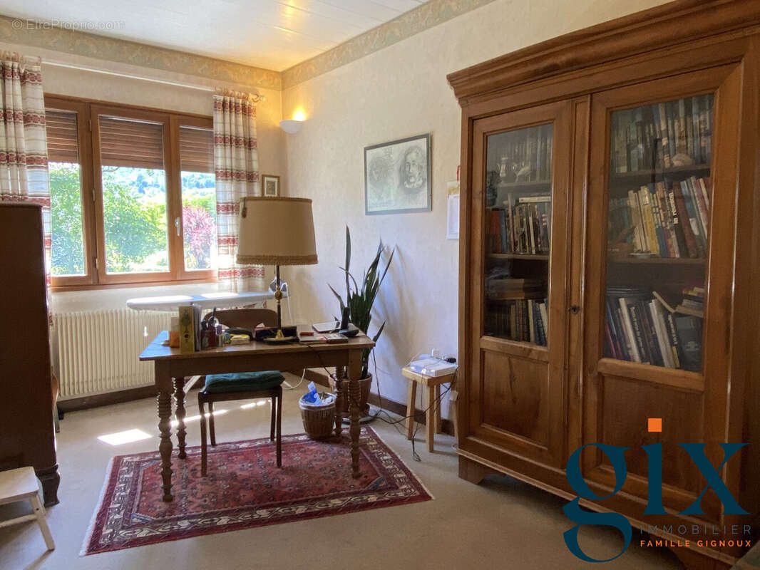 Maison à SAINT-ISMIER