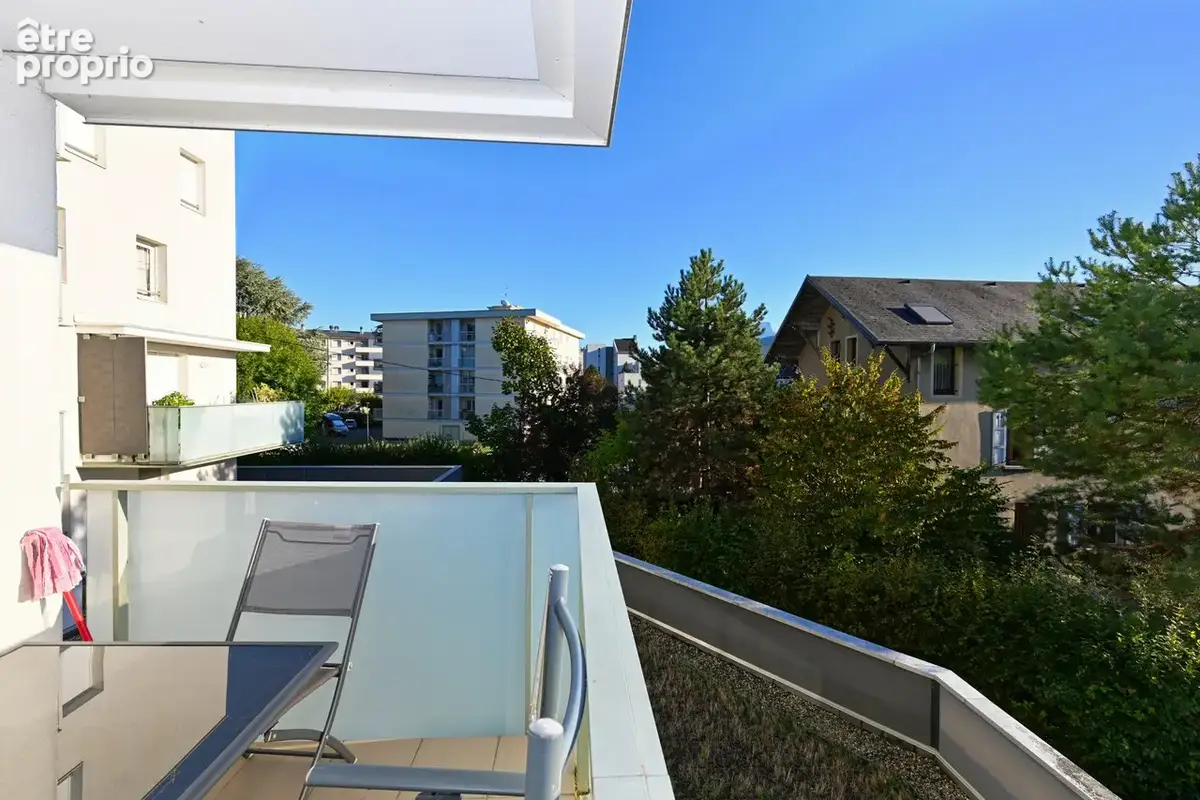 Appartement 2 pièces 45 m² · à Bassens · 45 m² · 210 000 €