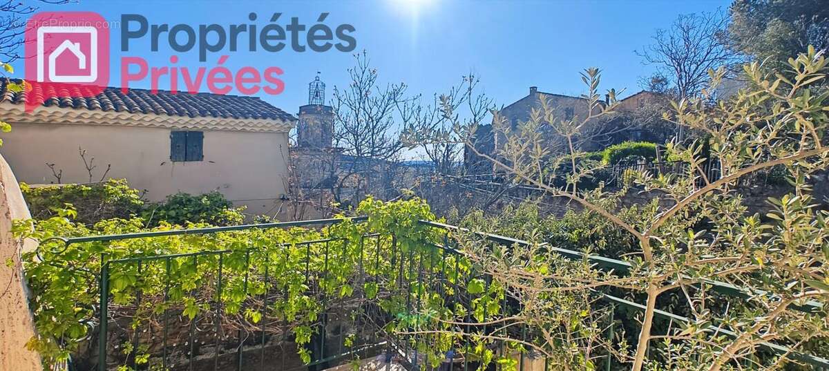 Maison à EYGUIERES