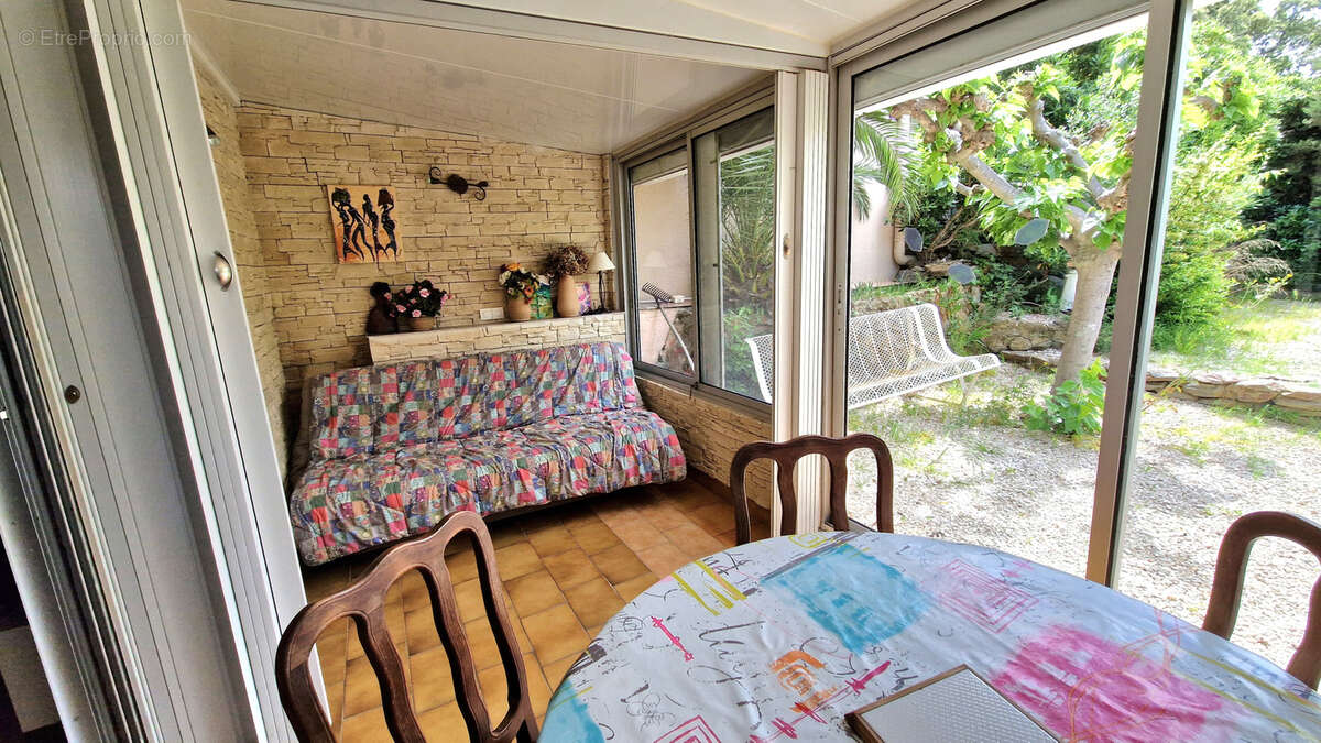 Appartement T2 avec véranda et jardinet - photo 7