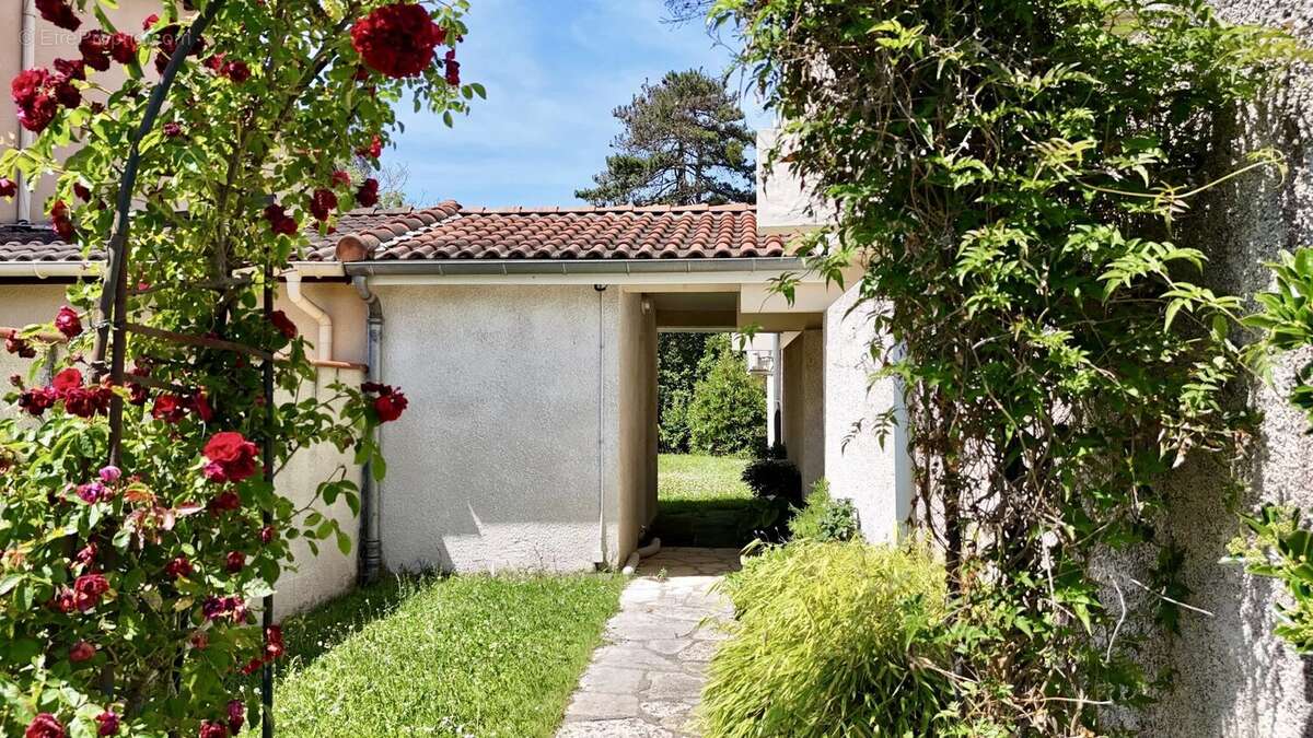 Maison à TOURNEFEUILLE