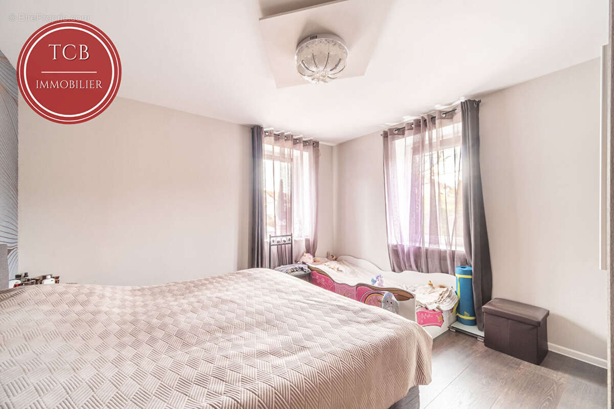 Maison Seppois-le-Bas 5 pièce(s) 136 m2 - photo 8