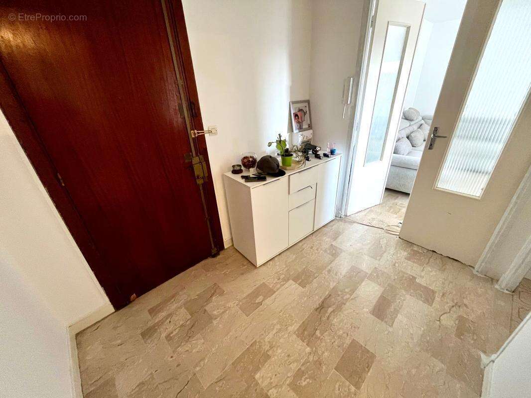 Appartement à LE CANNET