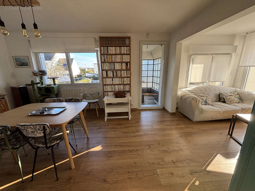 Maison à LE RELECQ-KERHUON