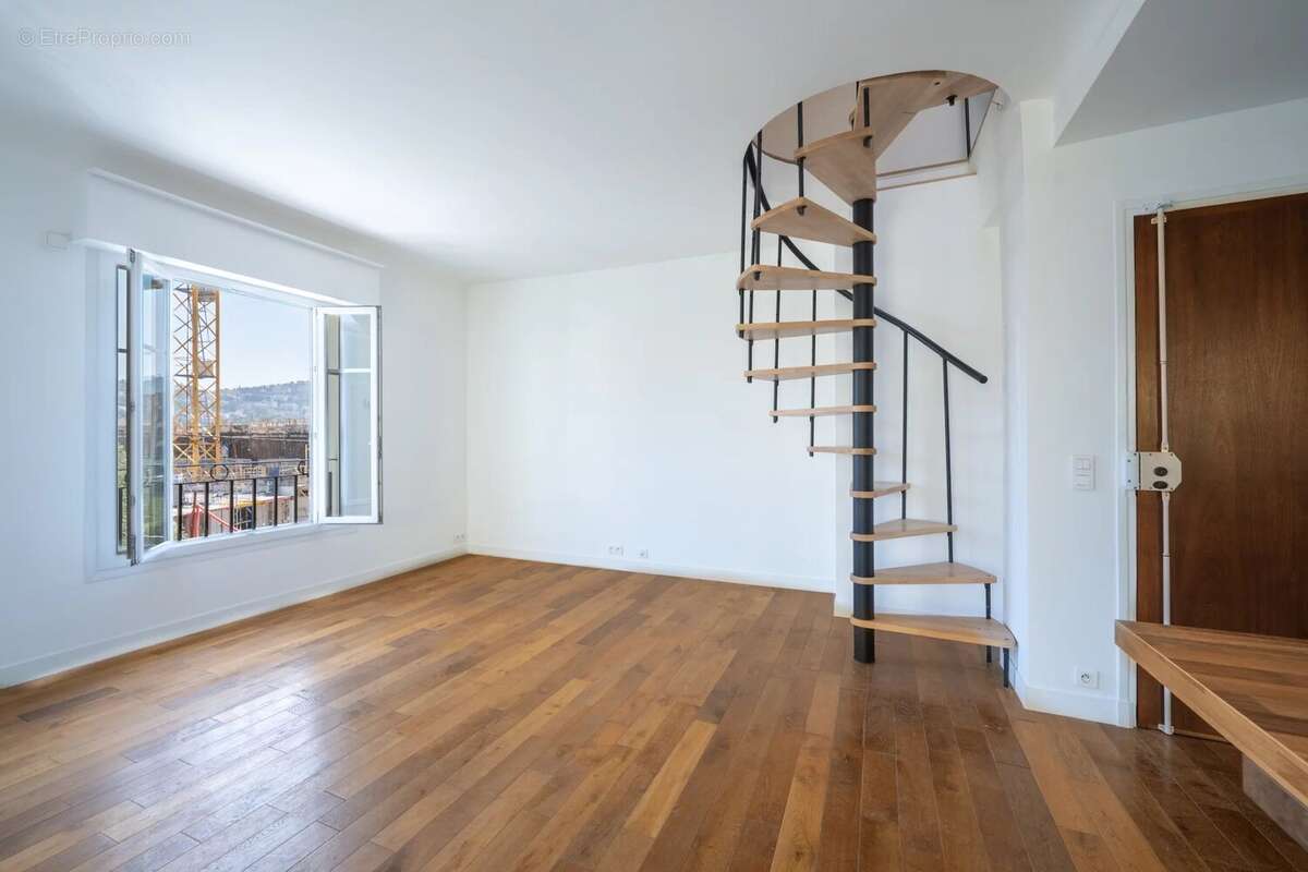 Nice – bas cimiez – 4 pièces en duplex avec balcon – cave – box en option - photo 5
