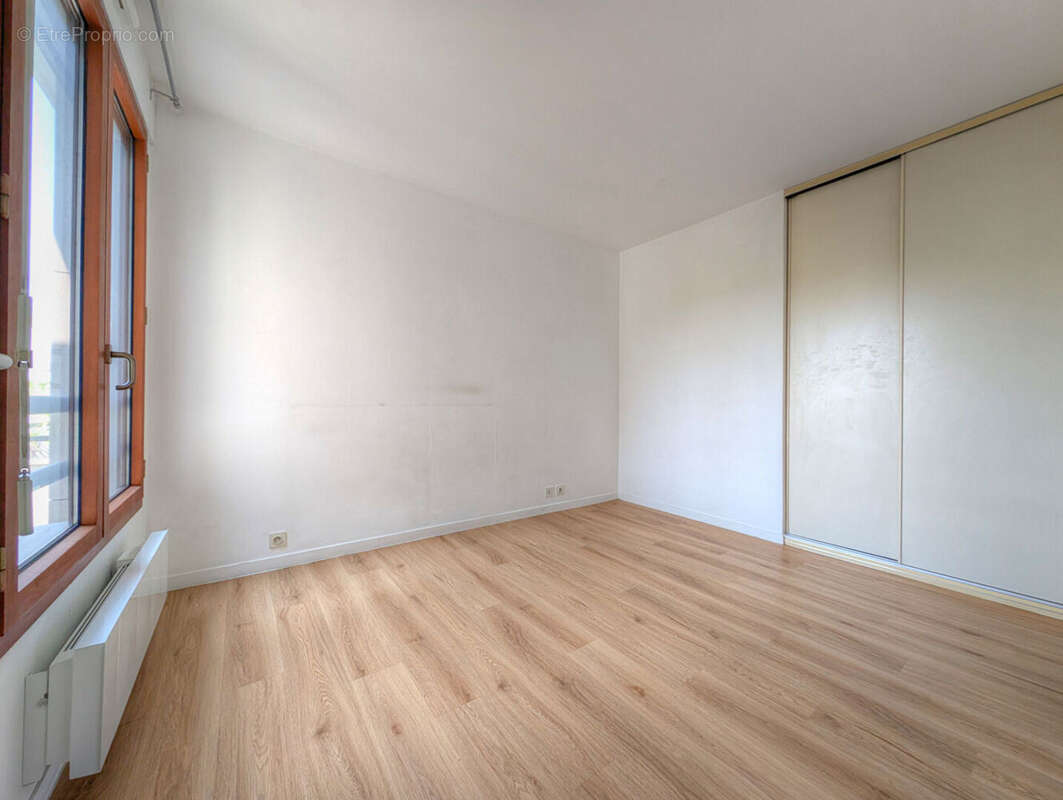Appartement 2 pièces à vendre à La Garenne-Colombes - photo 5
