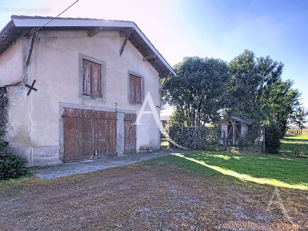 Maison à LONGAGES