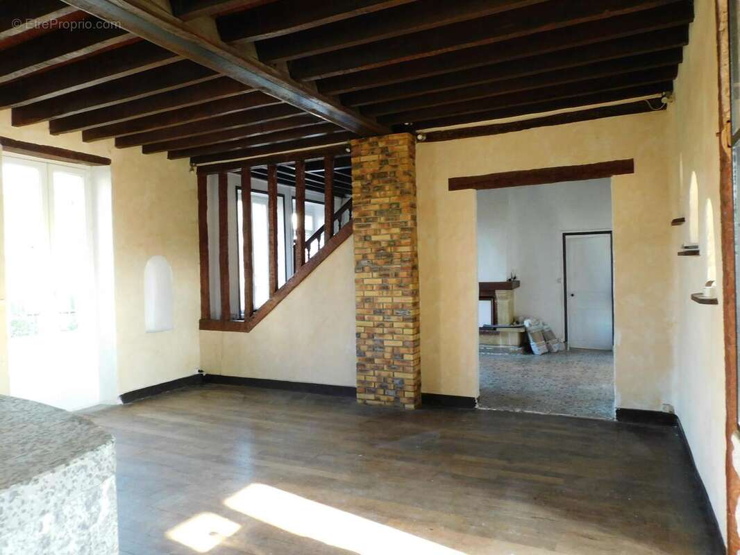 Photo 9 - Maison à CHAMBON-SAINTE-CROIX