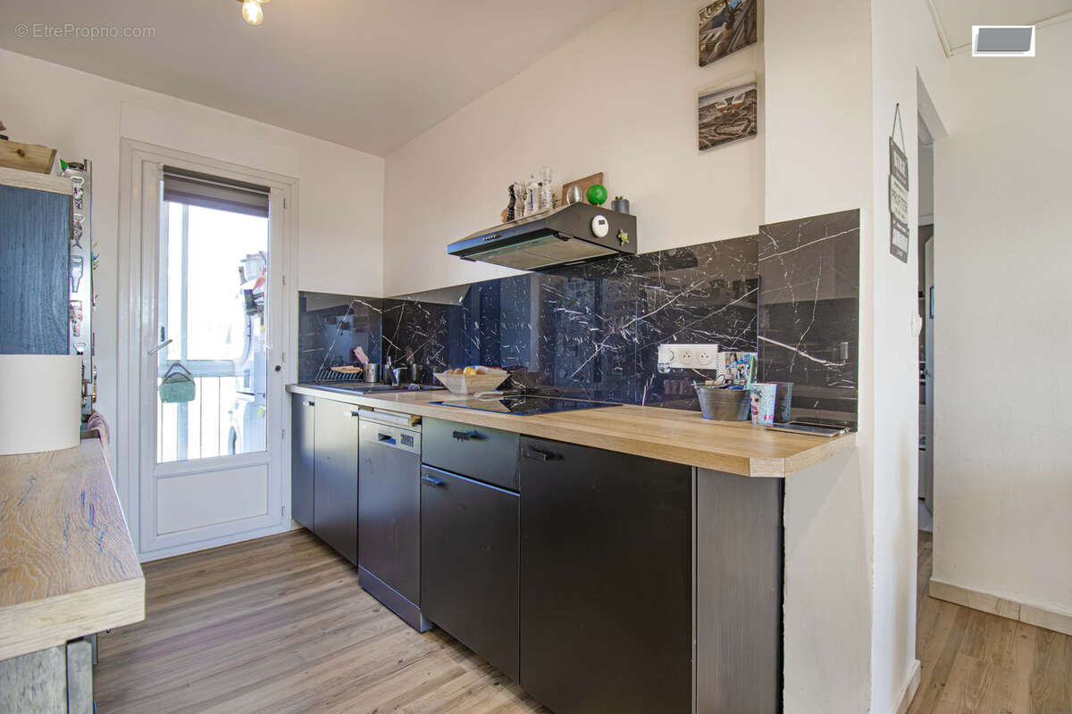 Appartement à LA VALETTE-DU-VAR