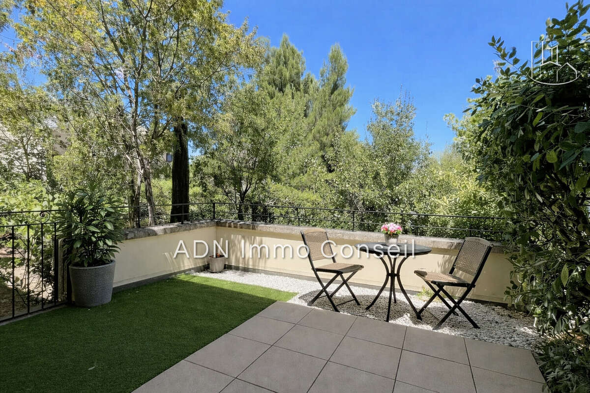 Appartement à MALLEMORT