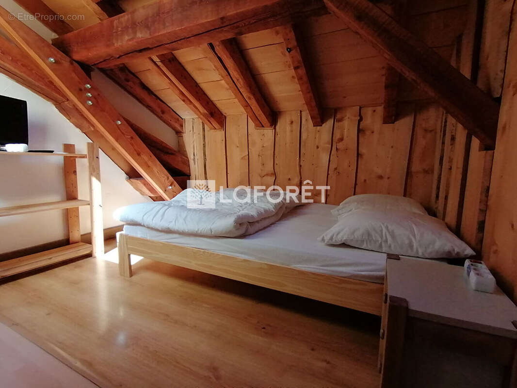 Appartement à LES CHAPELLES