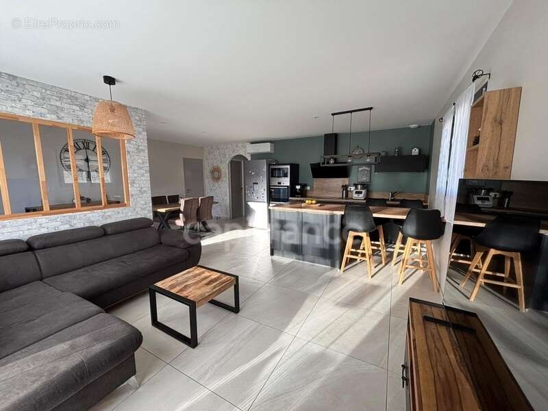 Maison à PUISSERGUIER