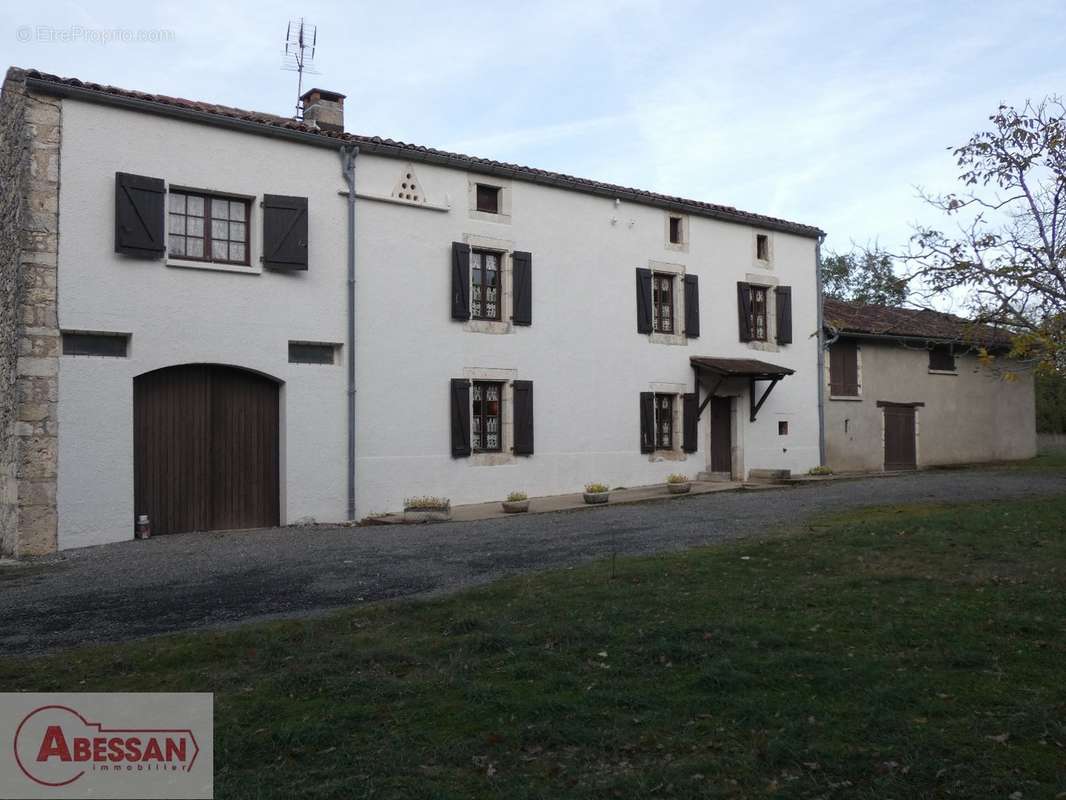Maison à CORDES-SUR-CIEL