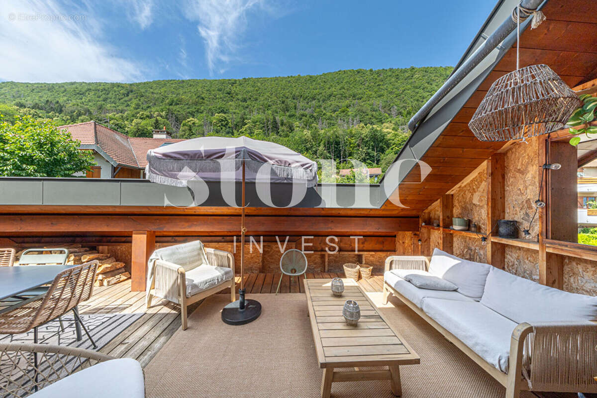 Appartement à SEVRIER
