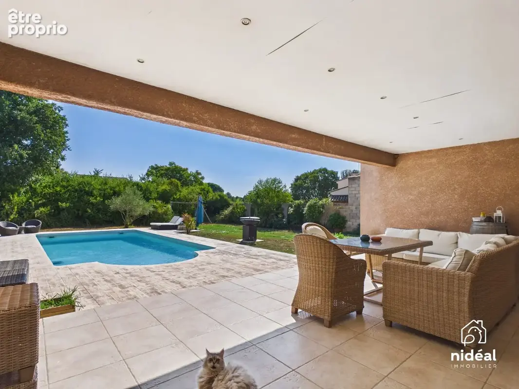 Maison 184 m² à Galargues  - photo 2