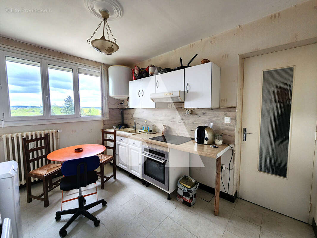 Appartement à MONTCEAU-LES-MINES