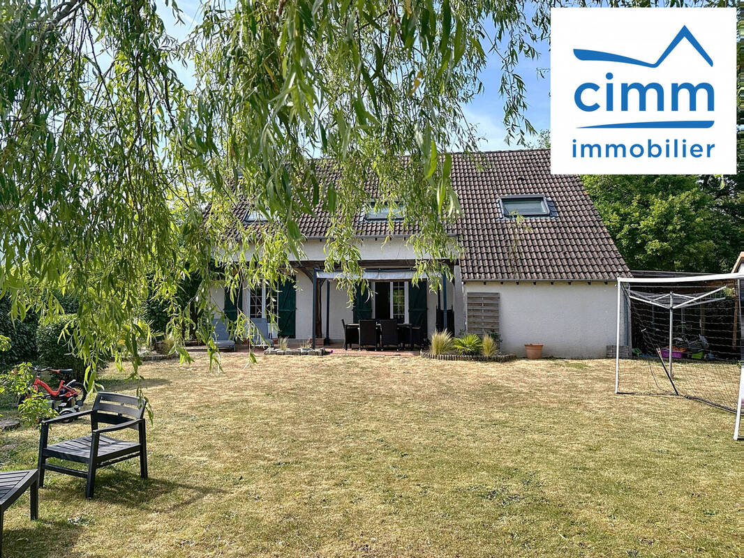 Maison à LA BUSSIERE