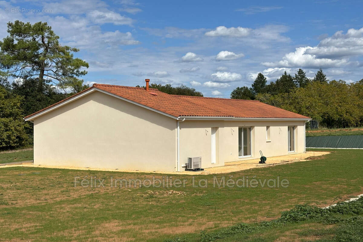 Maison à SAINT-AGNE