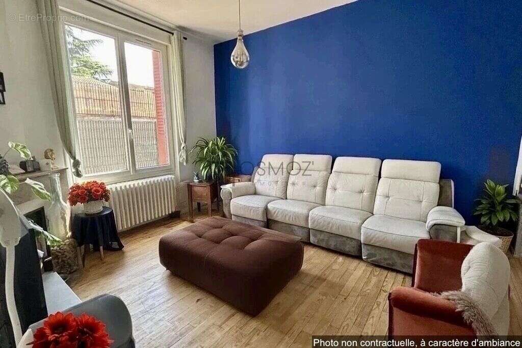 Maison avec jardin dans quartier recherché de Châteauvert -180 m - photo 3