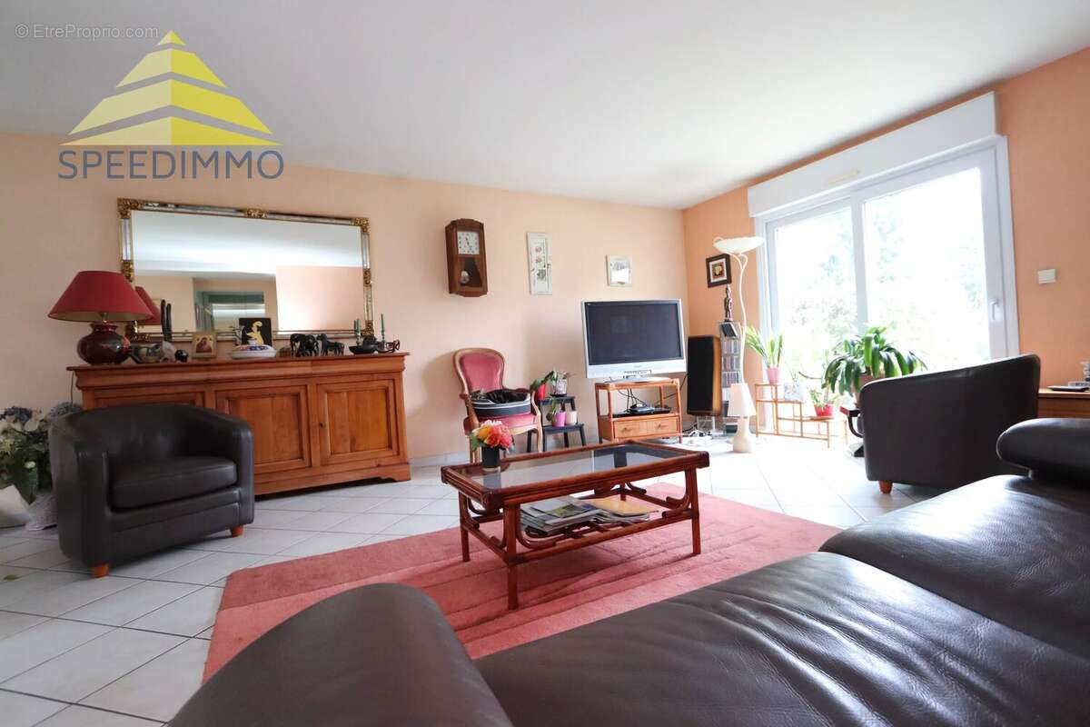 Maison à BOUSSY-SAINT-ANTOINE