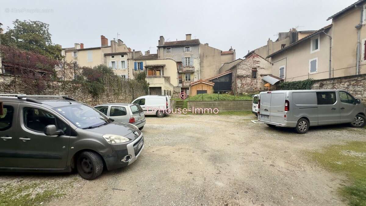 Appartement à CAHORS