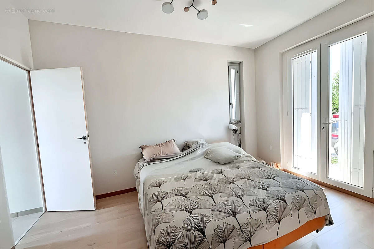 Maison à DOMPIERRE-SUR-MER