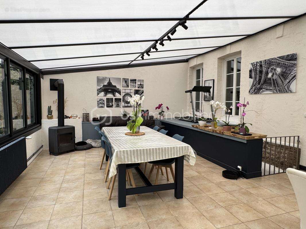 Maison familiale ou ensemble immobilier - photo 2