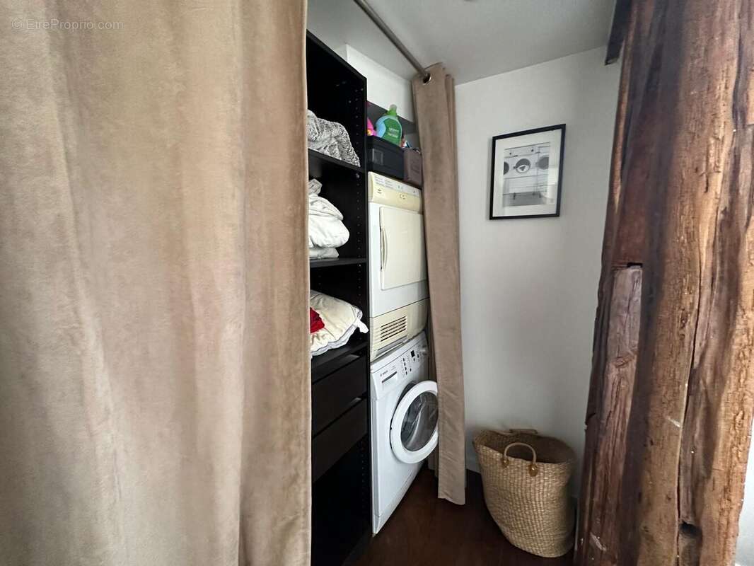 Appartement à PARIS-4E
