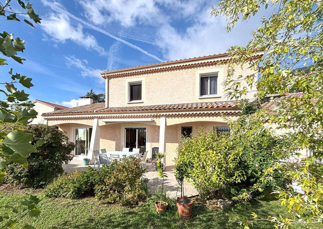 Maison à BOURG-ARGENTAL