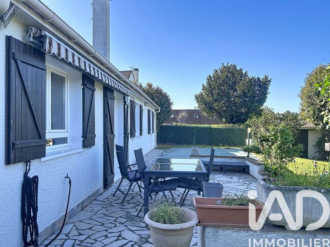 Photo 4 - Maison à SAINT-GERMAIN-LES-CORBEIL