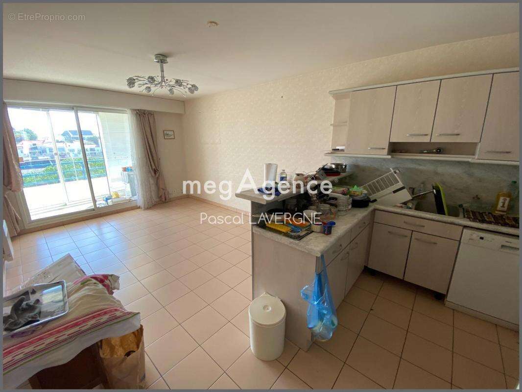 Appartement - Centre-ville de Saint-Gilles-Croix-de-Vie - photo 2