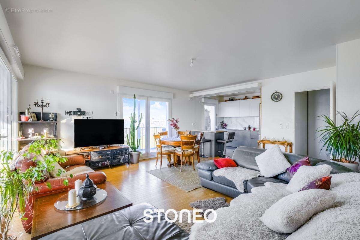 Clichy  4 pièces 86 m²  40 m² terrasse  4ème étage ascenseur - photo 4