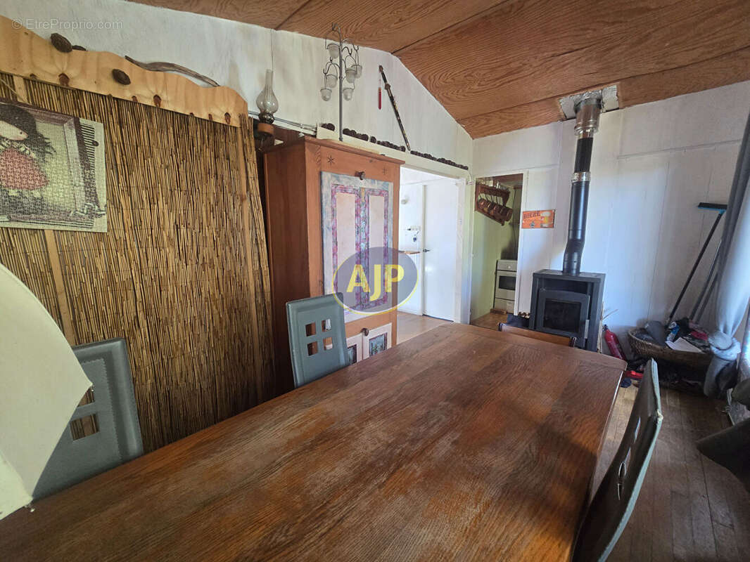 TERRAIN DE LOISIR 12490 m², chalet, plan d'eau, bois - photo 6