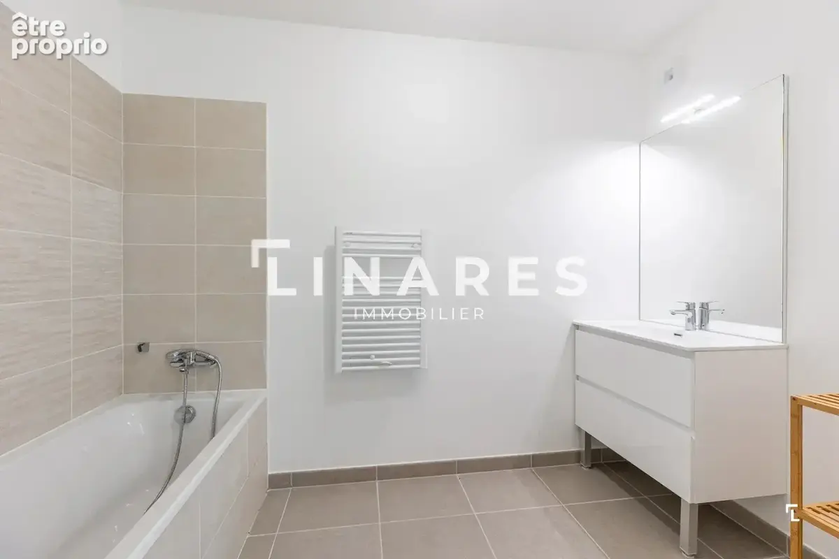 L'EXCEPTION DURANNE - Appartement T4 de 110m2 - Dernier étage - Terrasse - Double stationnement - 13100 Aix en Provence - photo 7