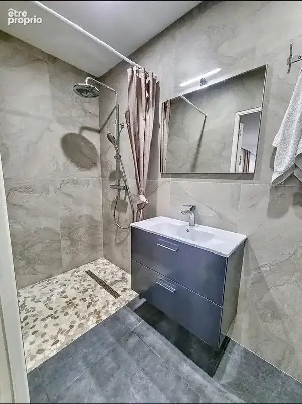 Maison de 5 pièces 197m² à vendre à SURY LE COMTAL - photo 11