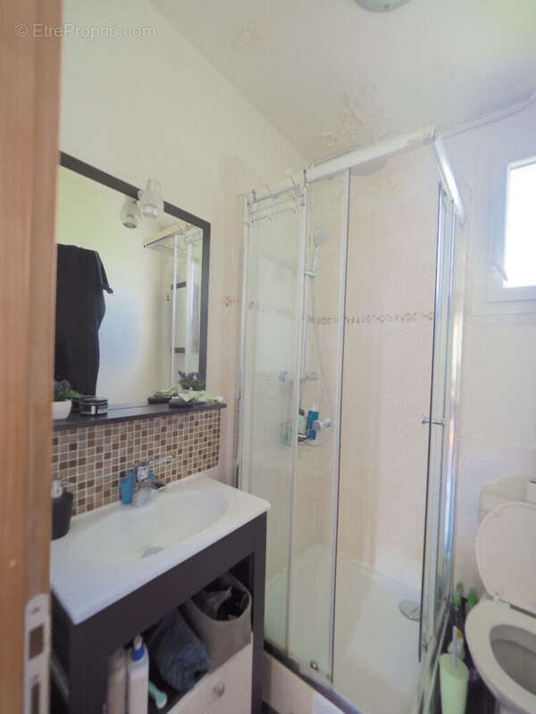 Appartement à PARIS-20E