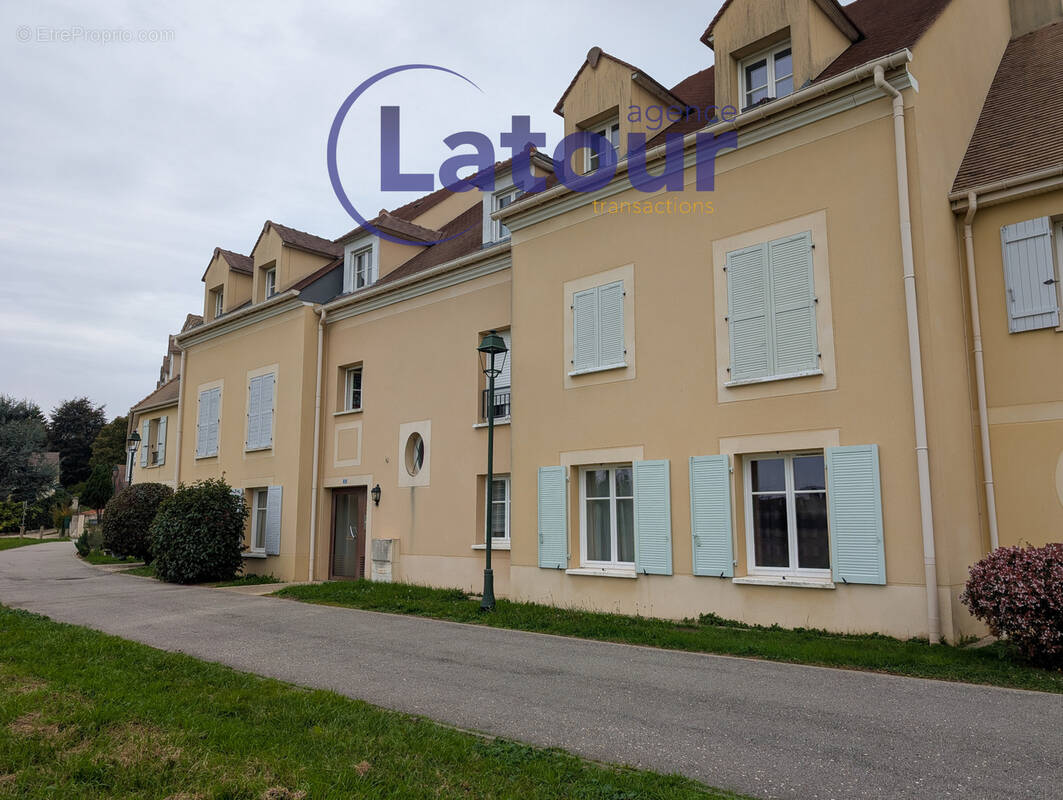 Appartement à HOUDAN