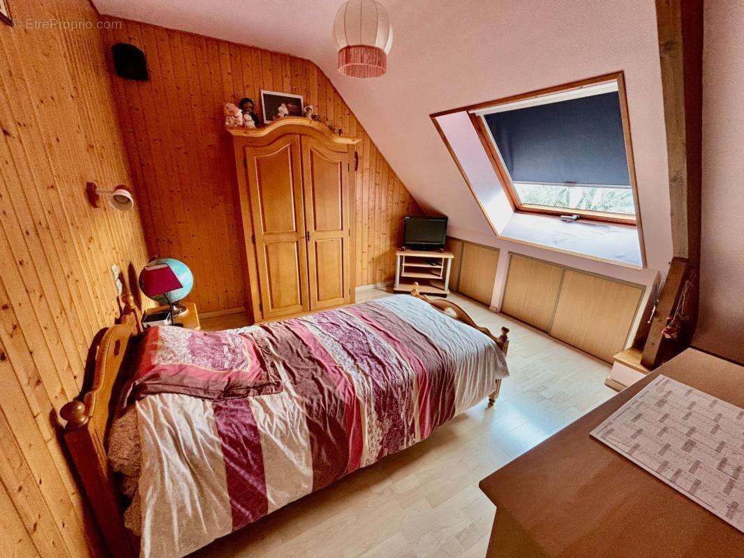 Maison à LE VAL-SAINT-PERE